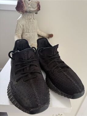 Authentic Yeezy Black Knit Lace-Up Sneakers